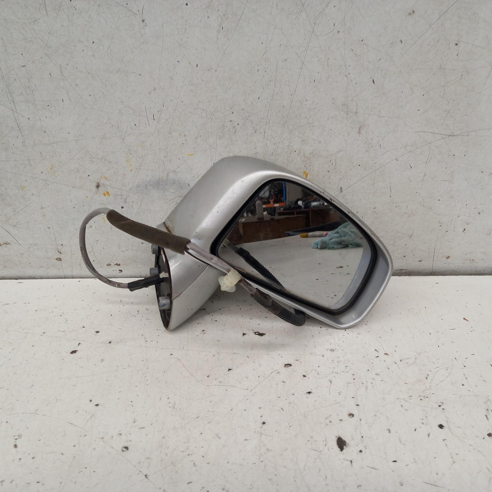 View Auto part Right Door Mirror Nissan Tiida 2011