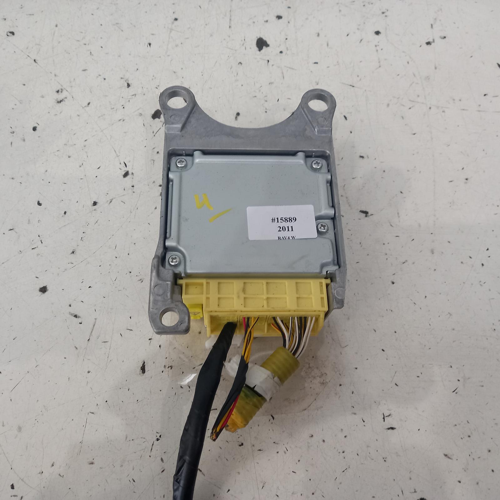 View Auto part Airbag Module/Sensor Toyota Rav4 2011