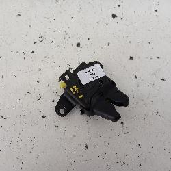 View Auto part Door/Boot/Gate Lock Toyota Camry 1998