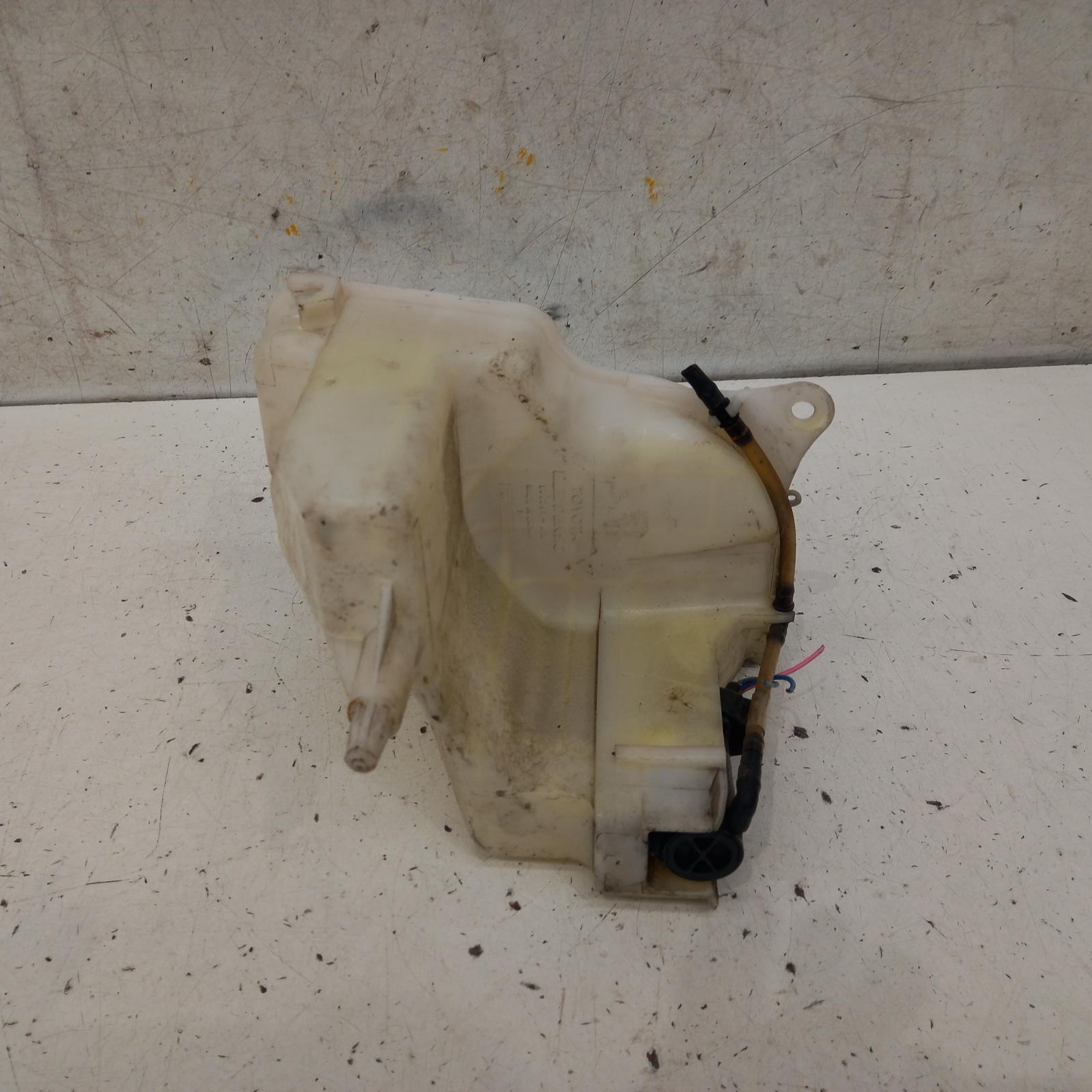 View Auto part Overflow Bottle Toyota Corolla 2000