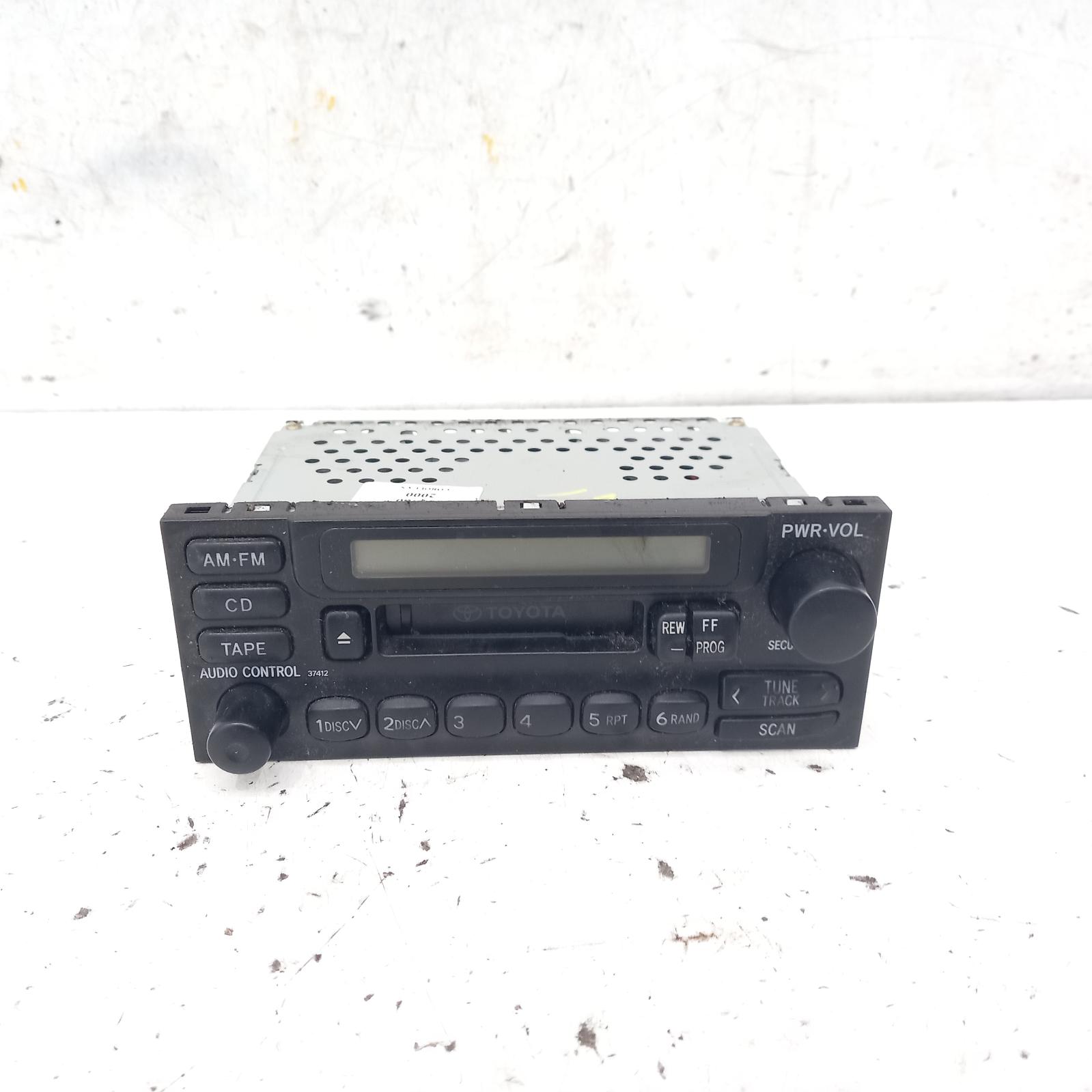 View Auto part Radio/Cd/Dvd/Sat/Tv Toyota Corolla 2000