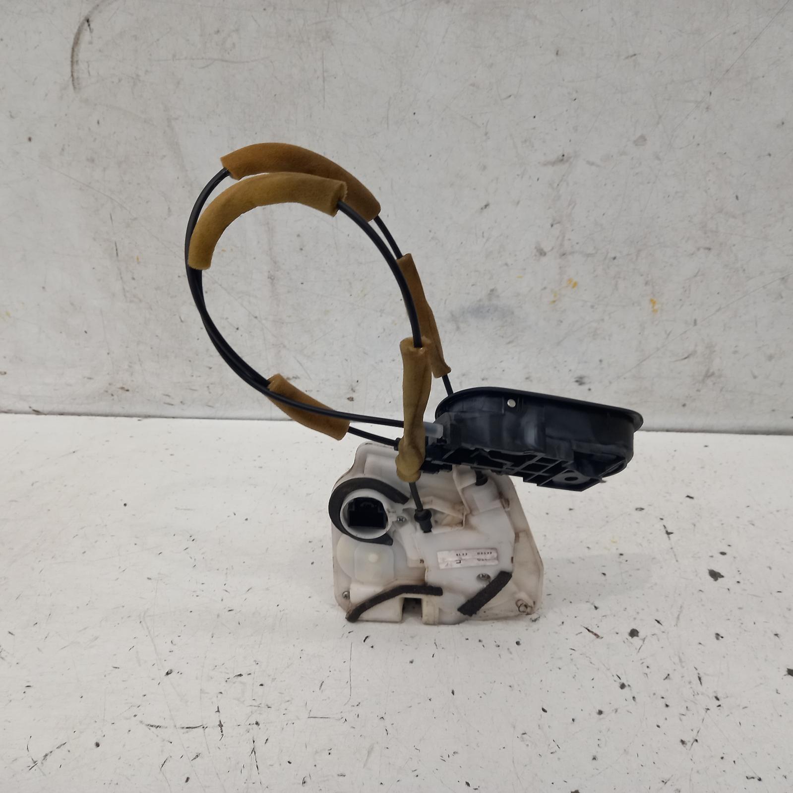 View Auto part Door/Boot/Gate Lock Mazda 6 2010