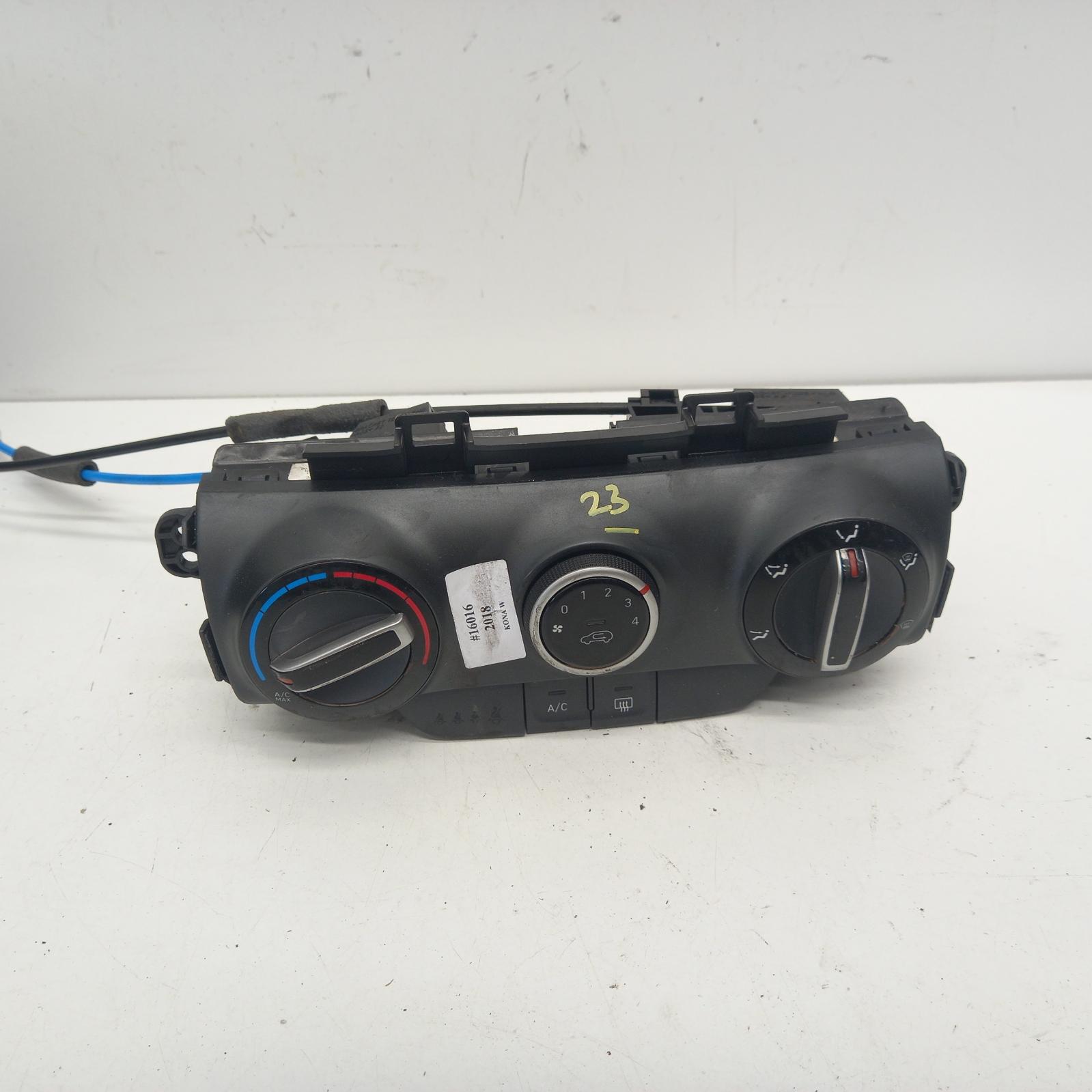 2018 Hyundai Kona Heater/Ac Controls View Auto part Heater/Ac Controls Hyundai Kona 2018