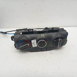 View Auto part Heater/Ac Controls Hyundai Kona 2018