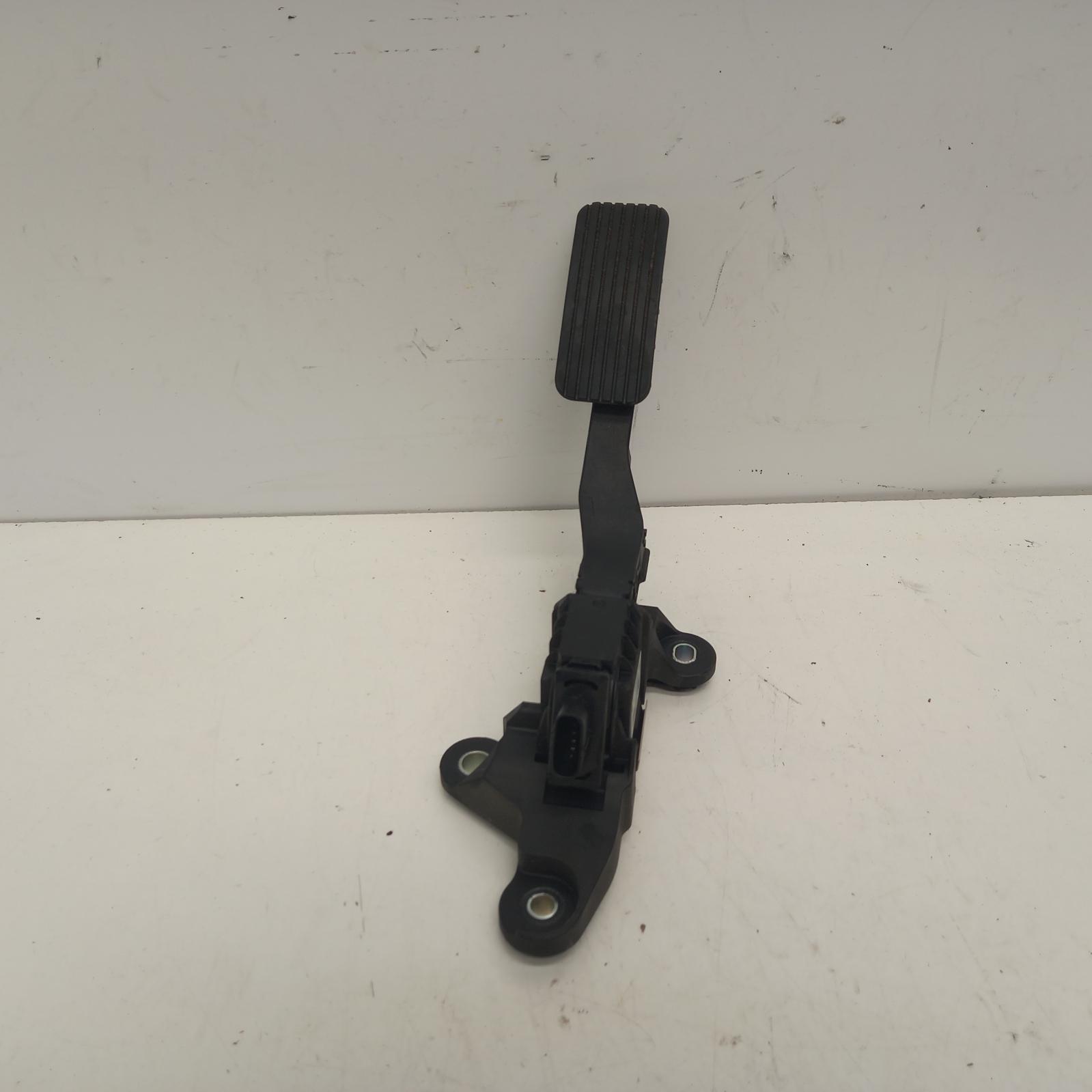 2018 Hyundai Kona Pedal Assembly View Auto part Pedal Assembly Hyundai Kona 2018