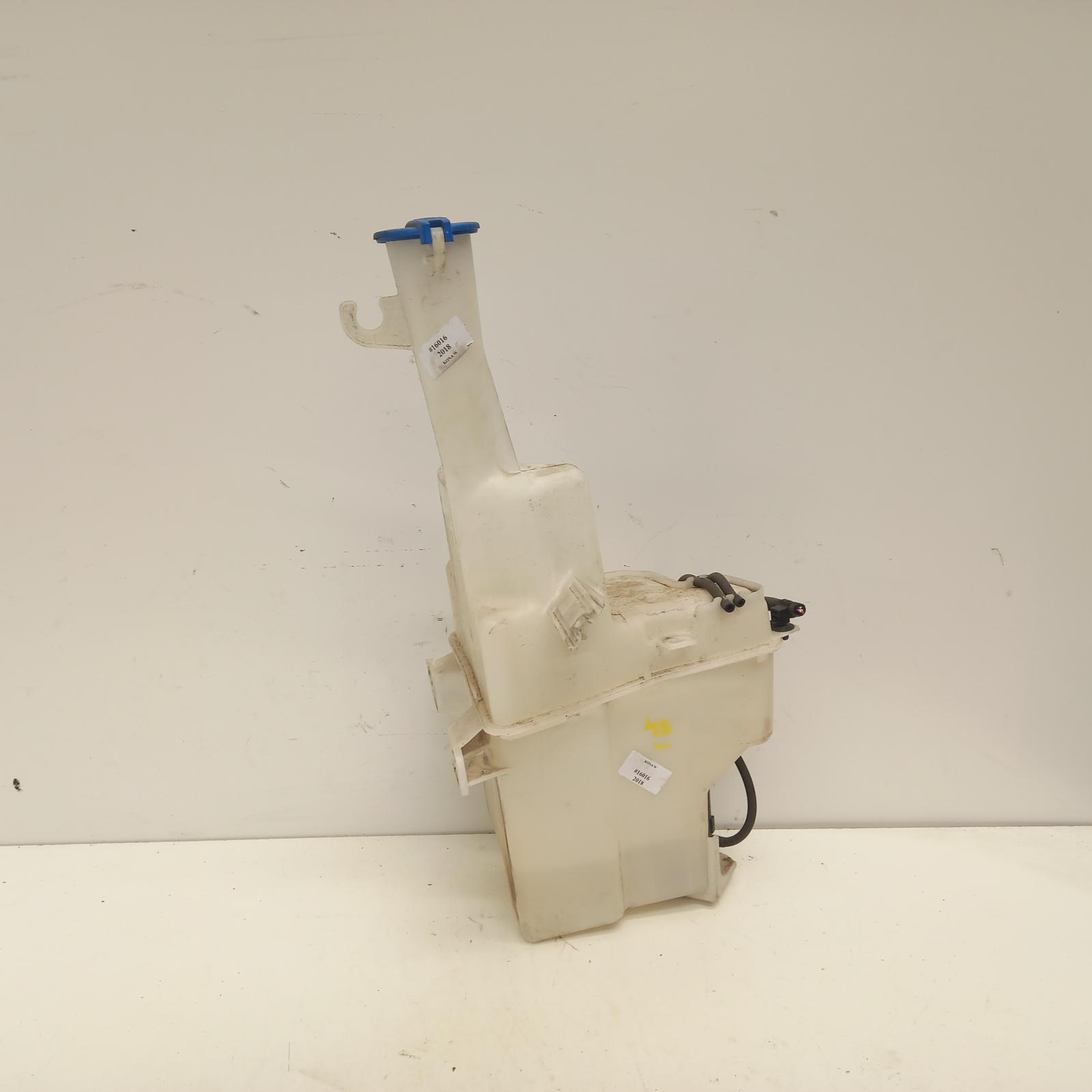 View Auto part Washer Bottle Hyundai Kona 2018