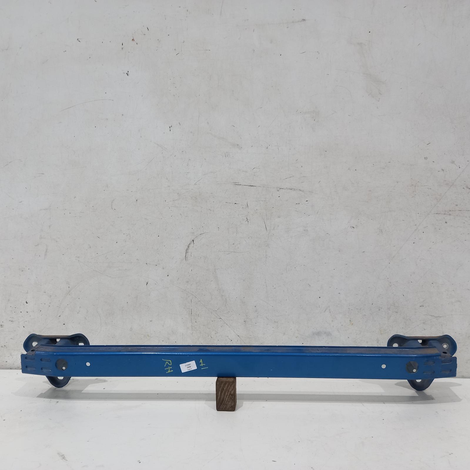 2008 Toyota Yaris R/Bar Bracket/Reinfo View Auto part R/Bar Bracket/Reinfo Toyota Yaris 2008