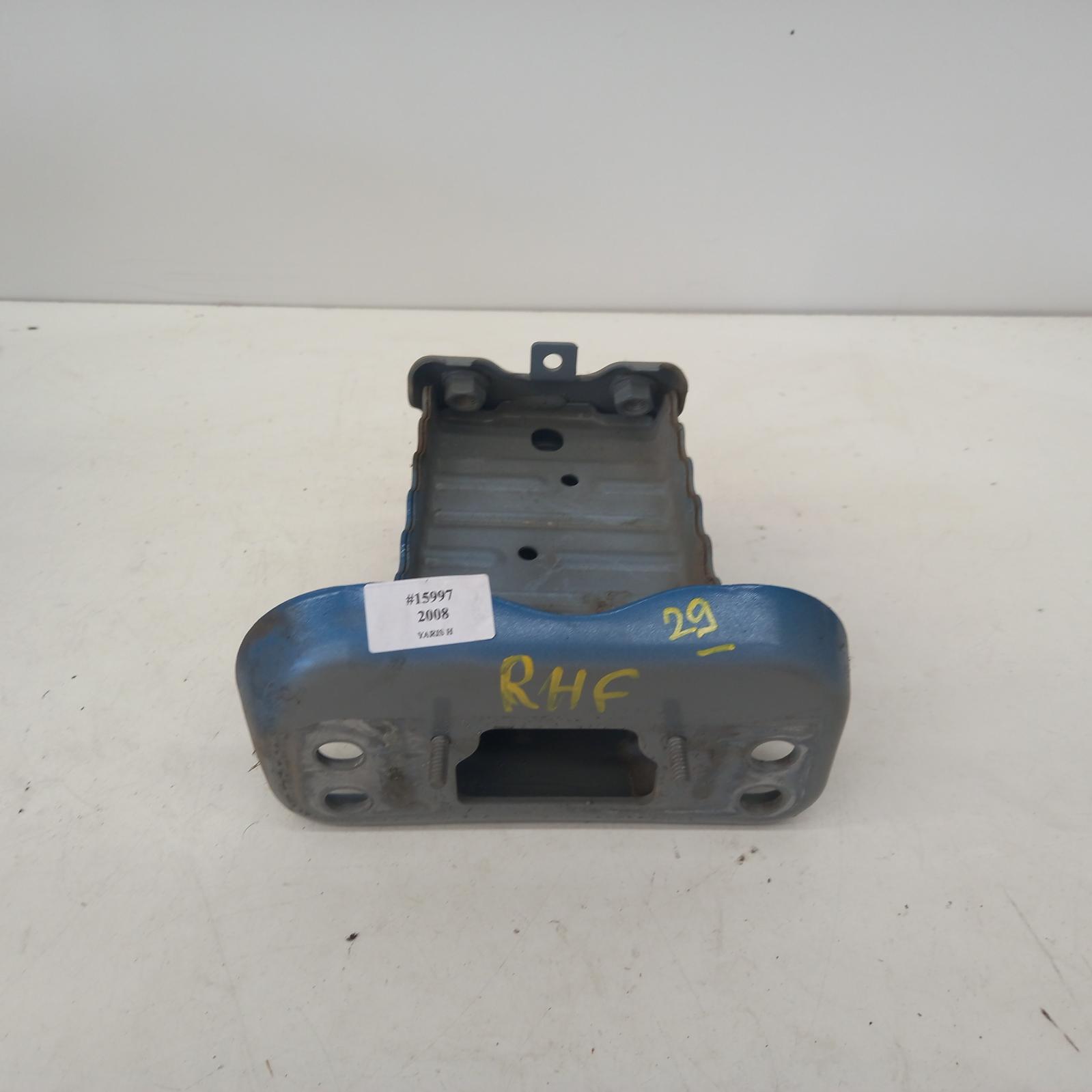 View Auto part F/Bar Reinforc/Brack Toyota Yaris 2008
