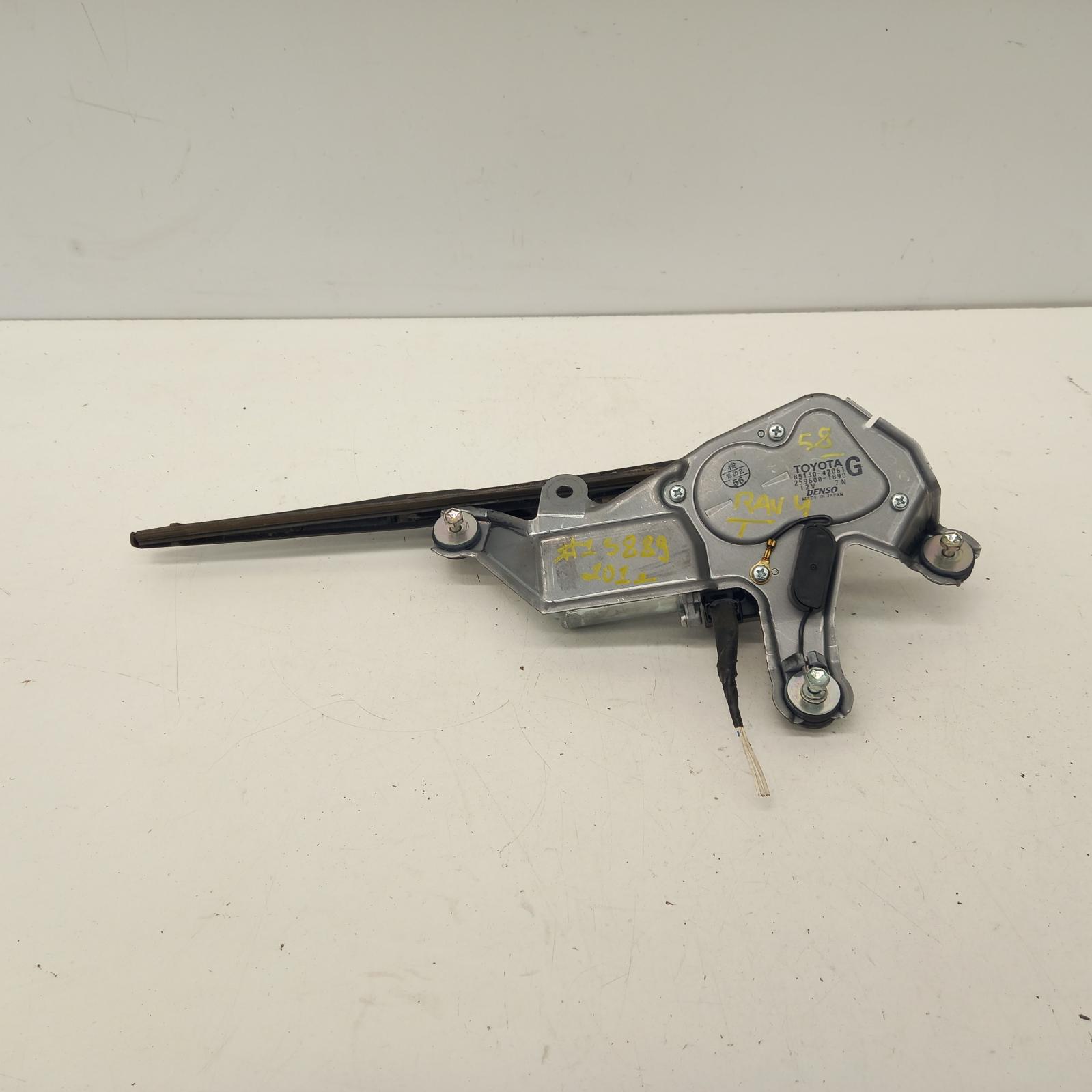 View Auto part Wiper Motor Toyota Rav4 2011