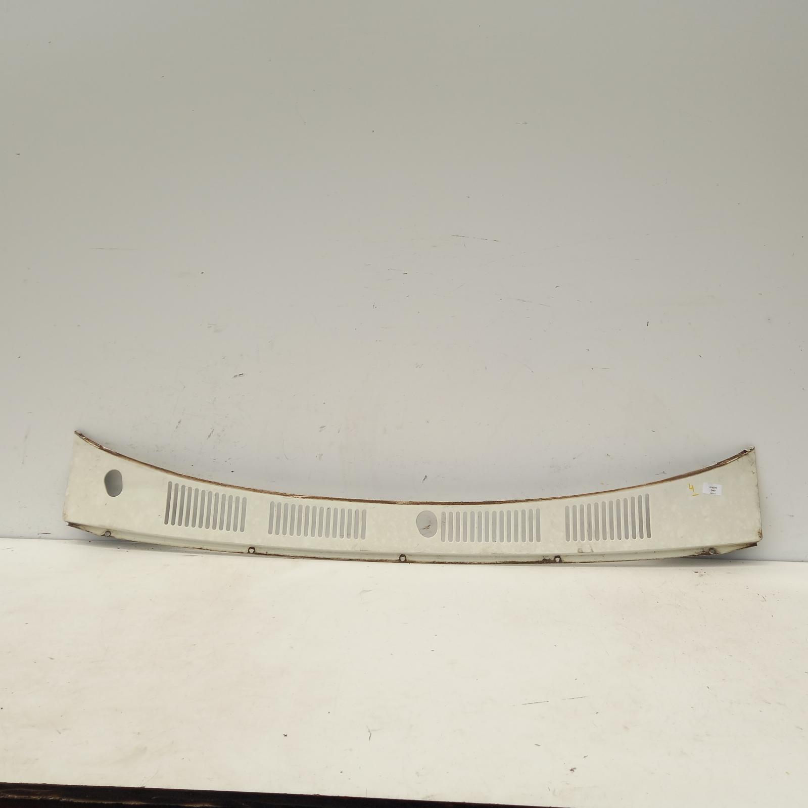 View Auto part Plenum Chamber Toyota Hilux 1997