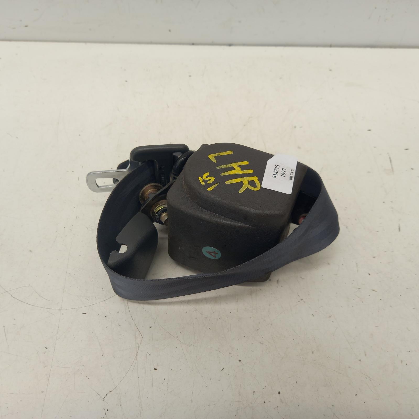 View Auto part Seatbelt/Stalk Toyota Hilux 1997