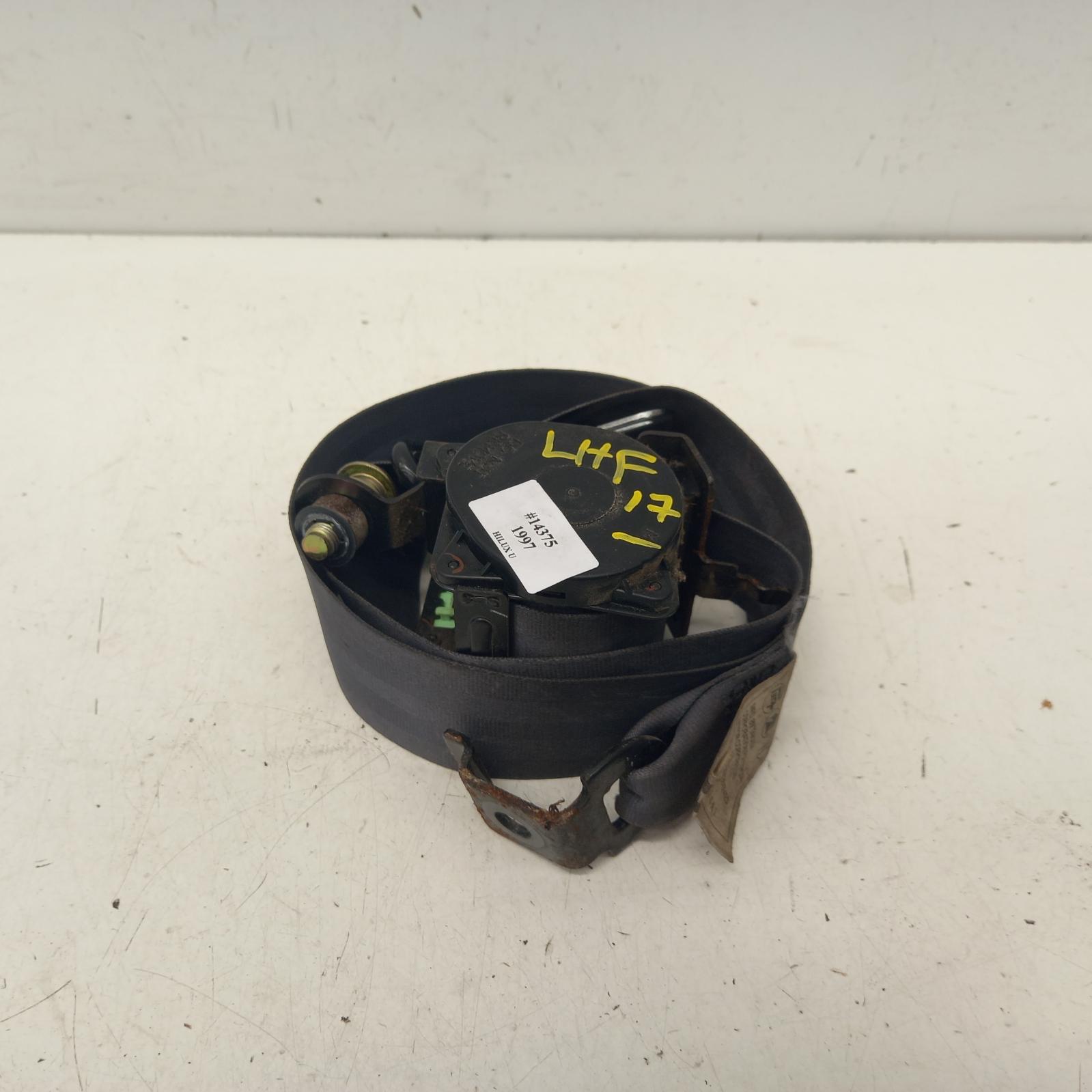 View Auto part Seatbelt/Stalk Toyota Hilux 1997