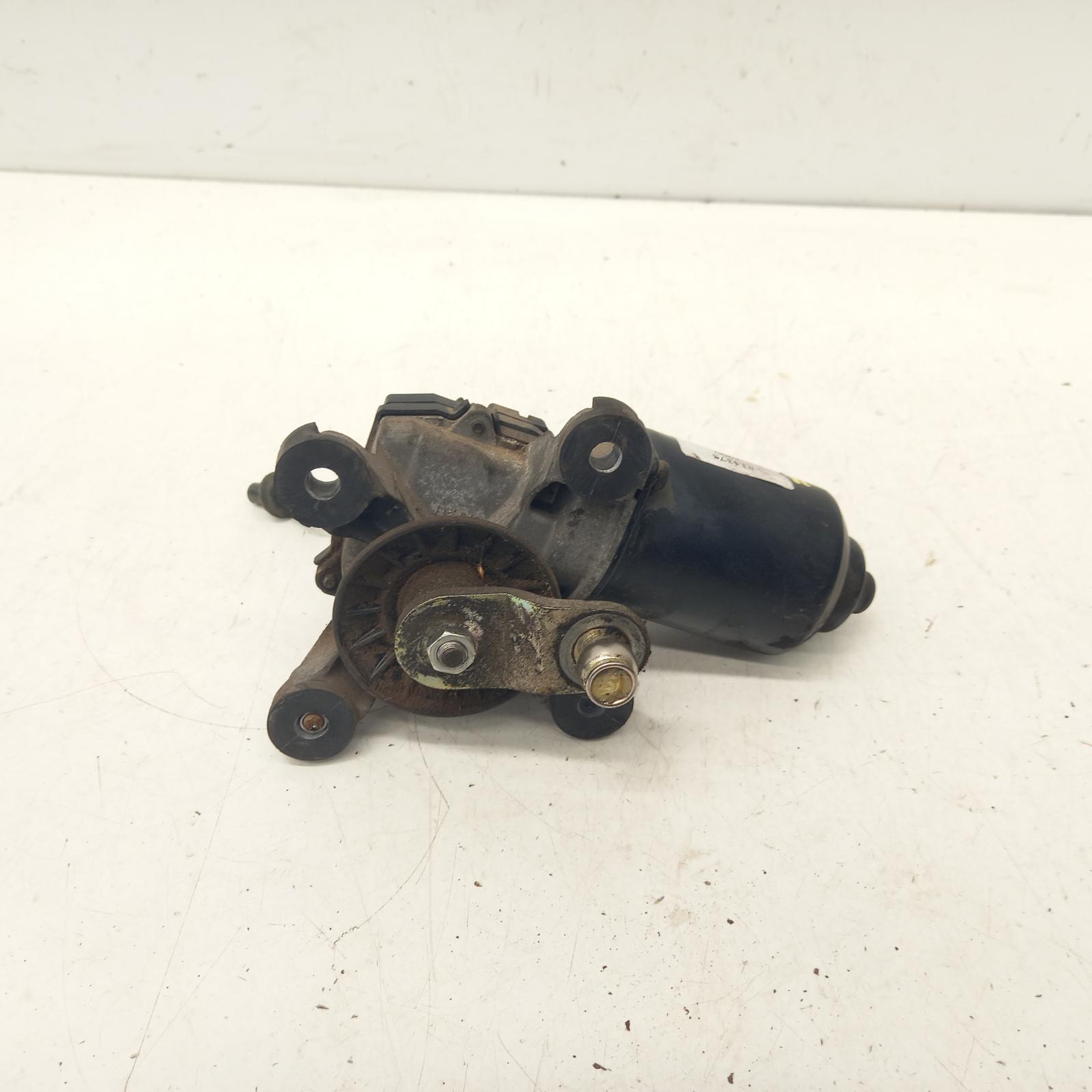 View Auto part Wiper Motor Toyota Hilux 1997