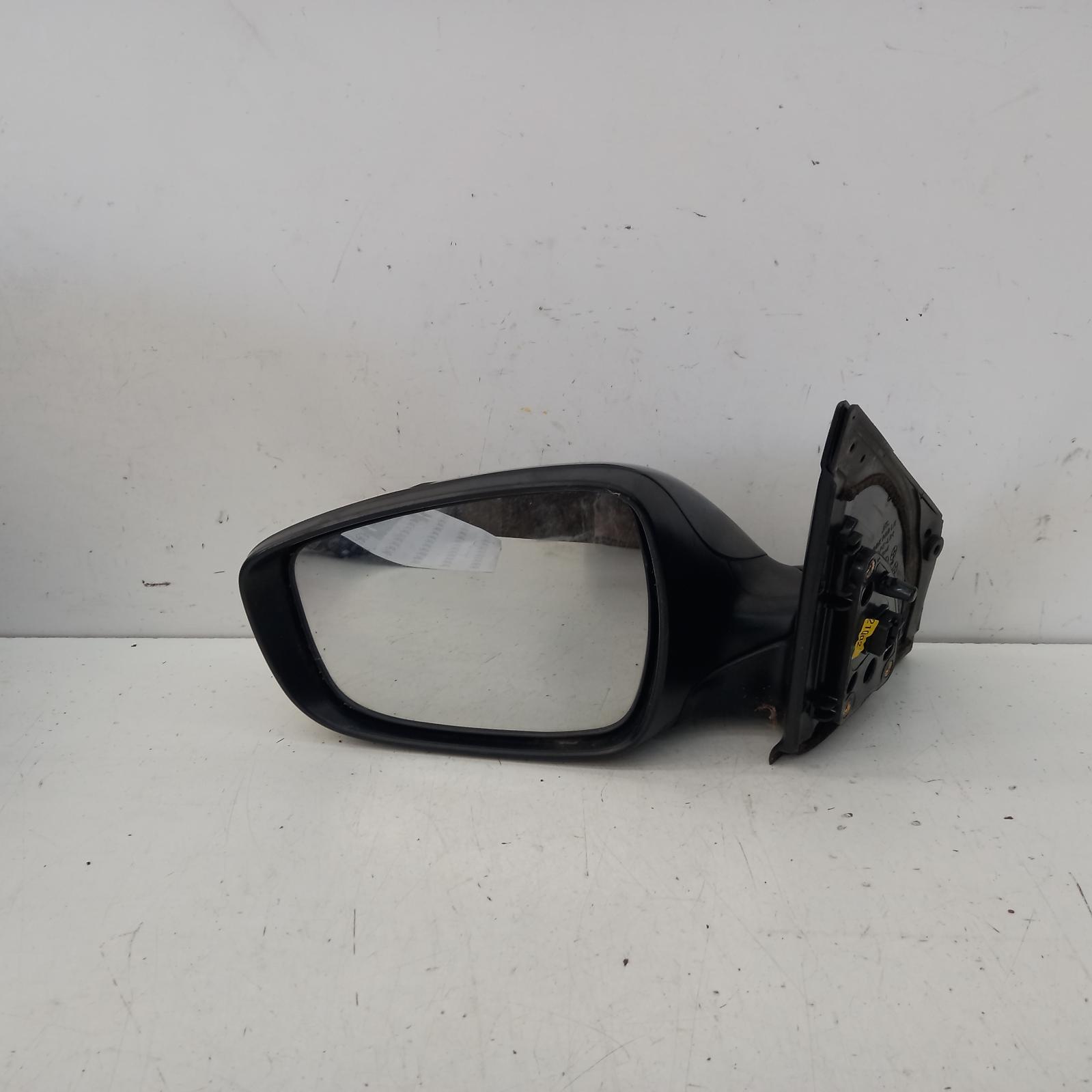 View Auto part Left Door Mirror Hyundai Accent 2015