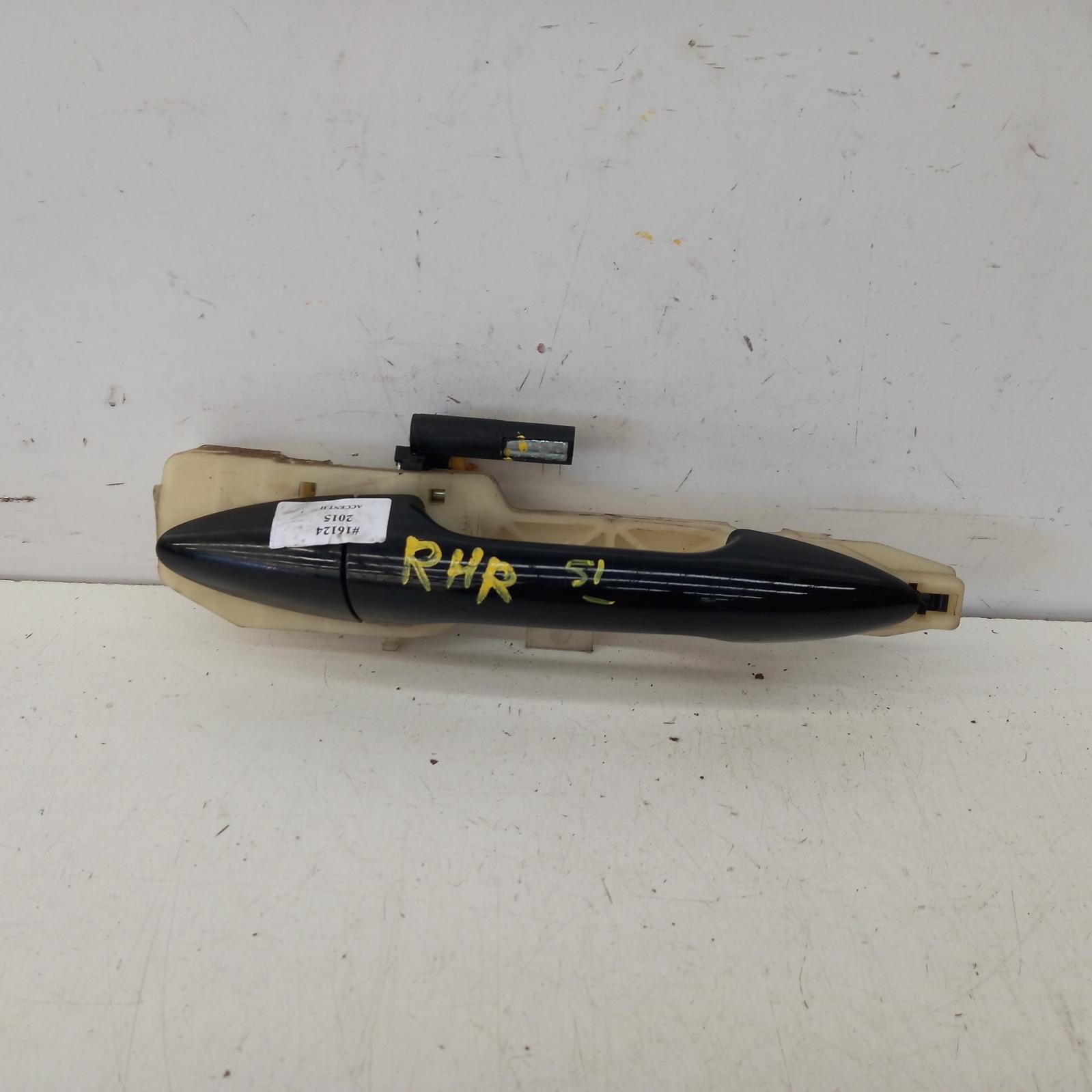 View Auto part Door Handle Hyundai Accent 2015