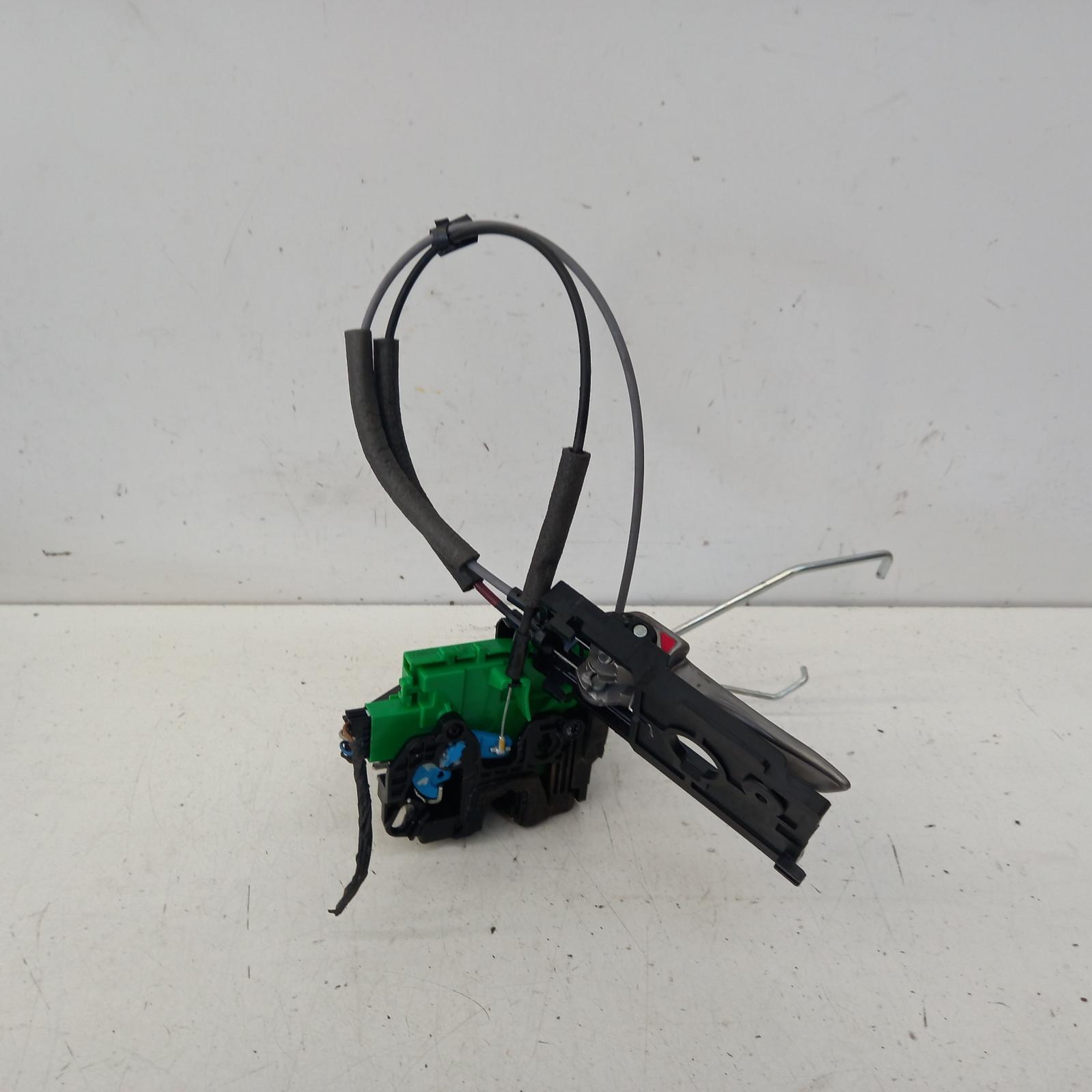View Auto part Door/Boot/Gate Lock Hyundai Accent 2015