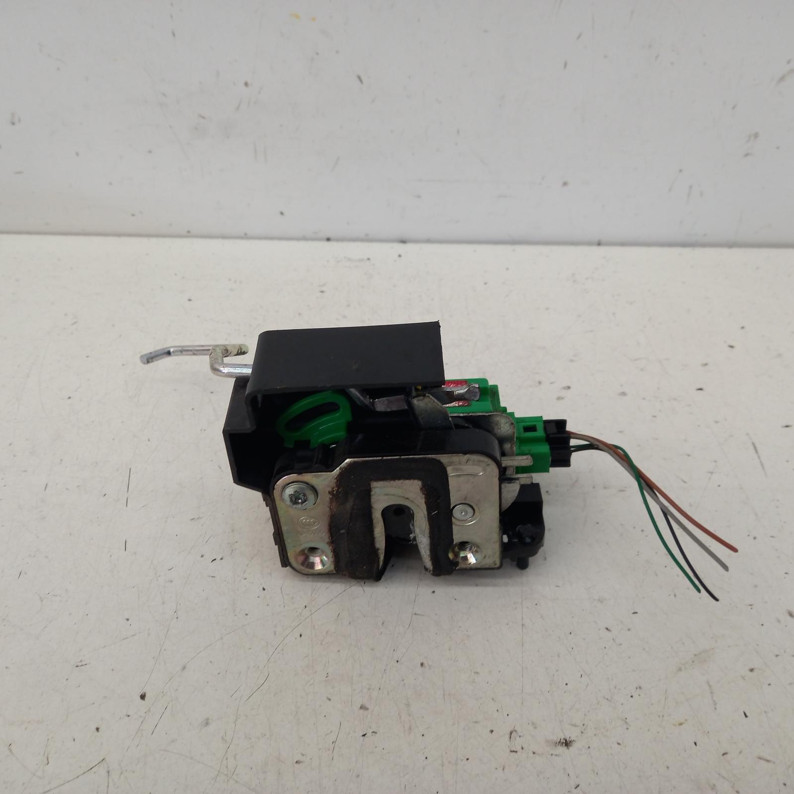 View Auto part Door/Boot/Gate Lock Hyundai Accent 2015