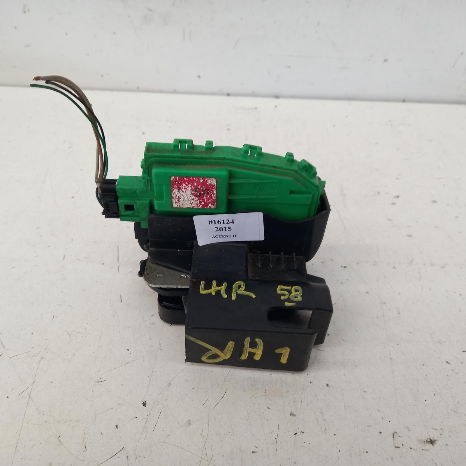 View Auto part Door/Boot/Gate Lock Hyundai Accent 2015