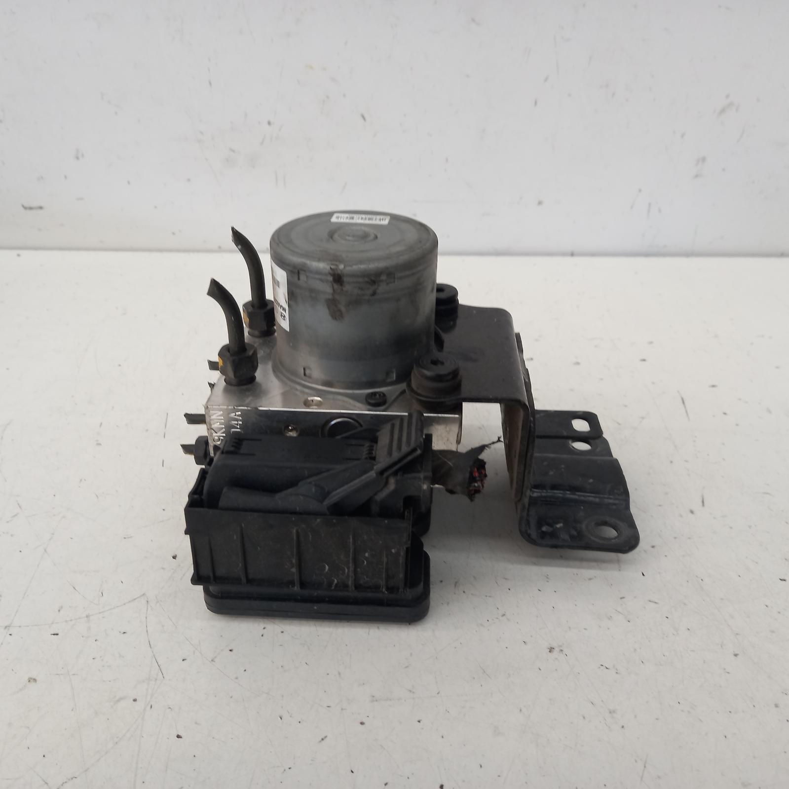 View Auto part Abs Pump/Modulator Hyundai Accent 2015
