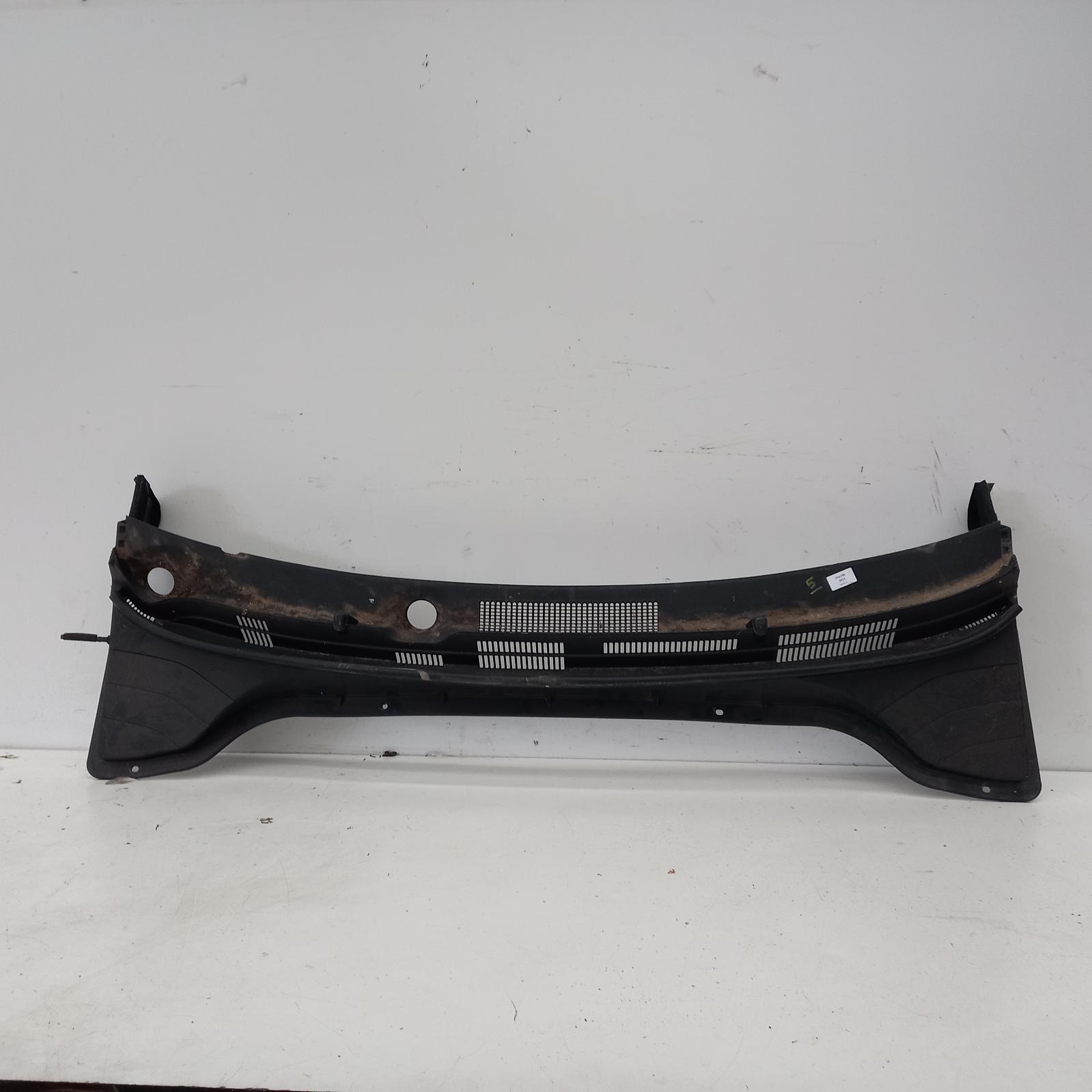 View Auto part Plenum Chamber Hyundai Kona 2021