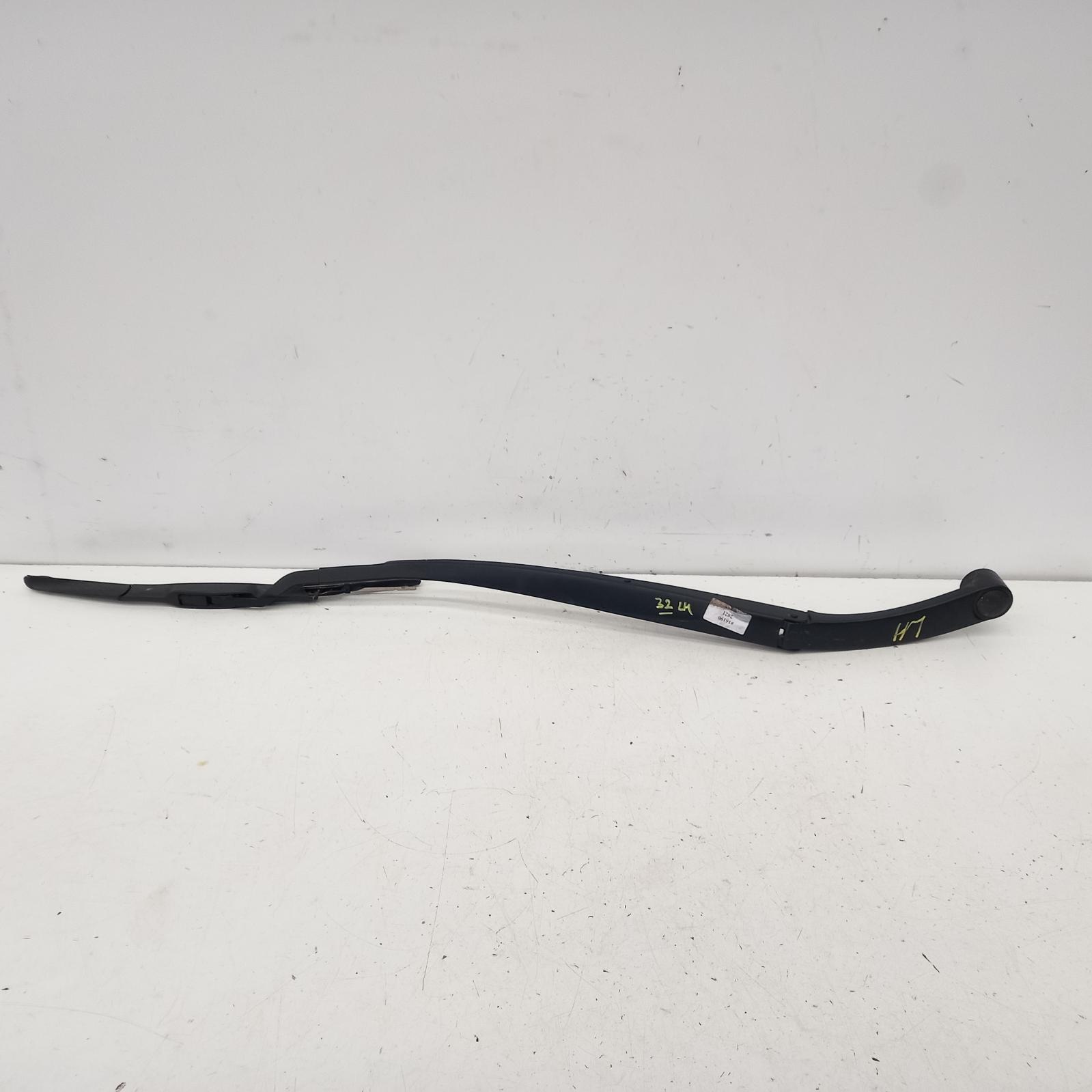 2021 Hyundai Kona Wiper Arm View Auto part Wiper Arm Hyundai Kona 2021