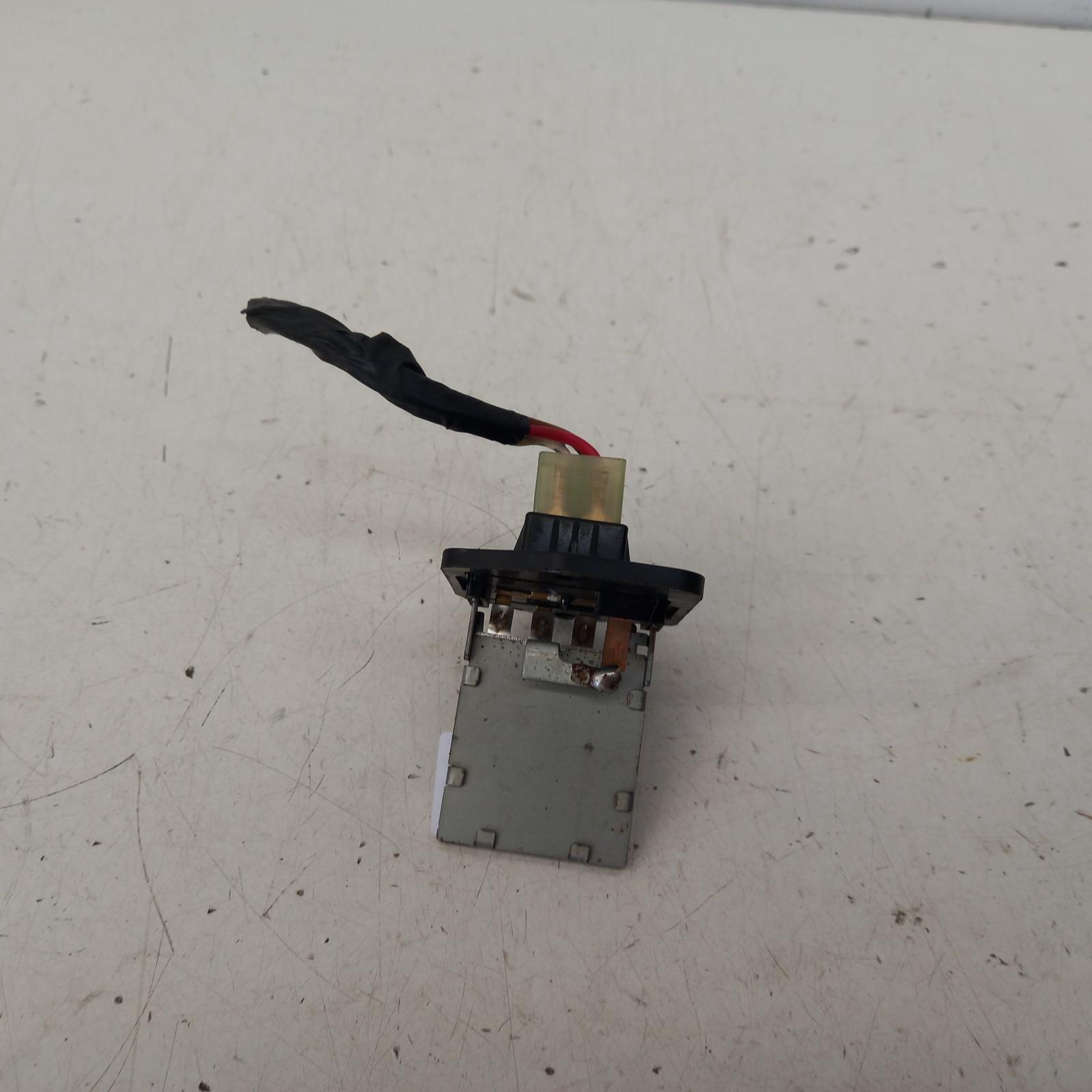 View Auto part Fan Speed Resistor Hyundai Accent 2015