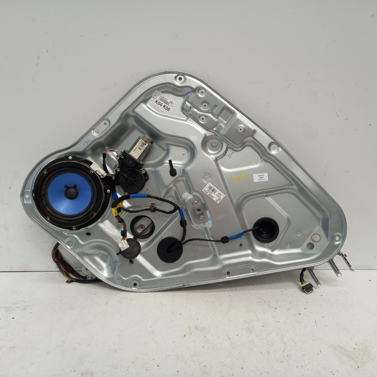 View Auto part Right Rear Wnd Reg/Motor Hyundai Santa Fe 2010