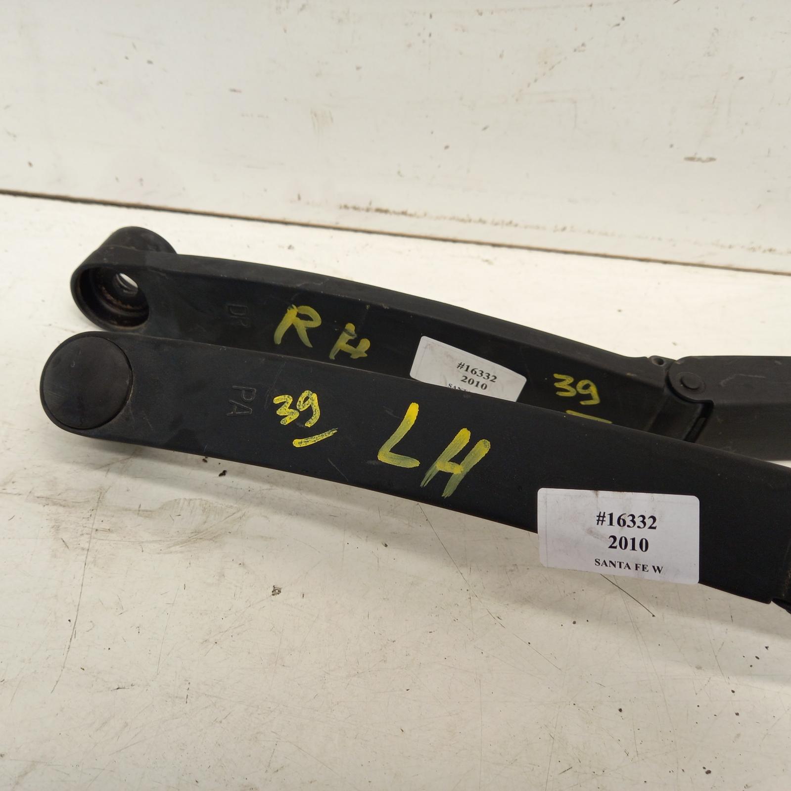 View Auto part Wiper Arm Hyundai Santa Fe 2010