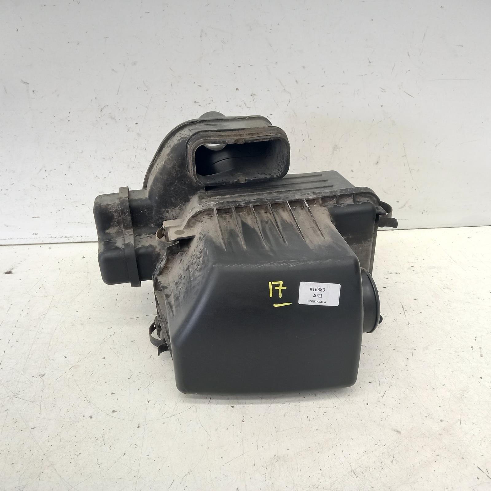 View Auto part Air Cleaner/Box Kia Sportage 2011