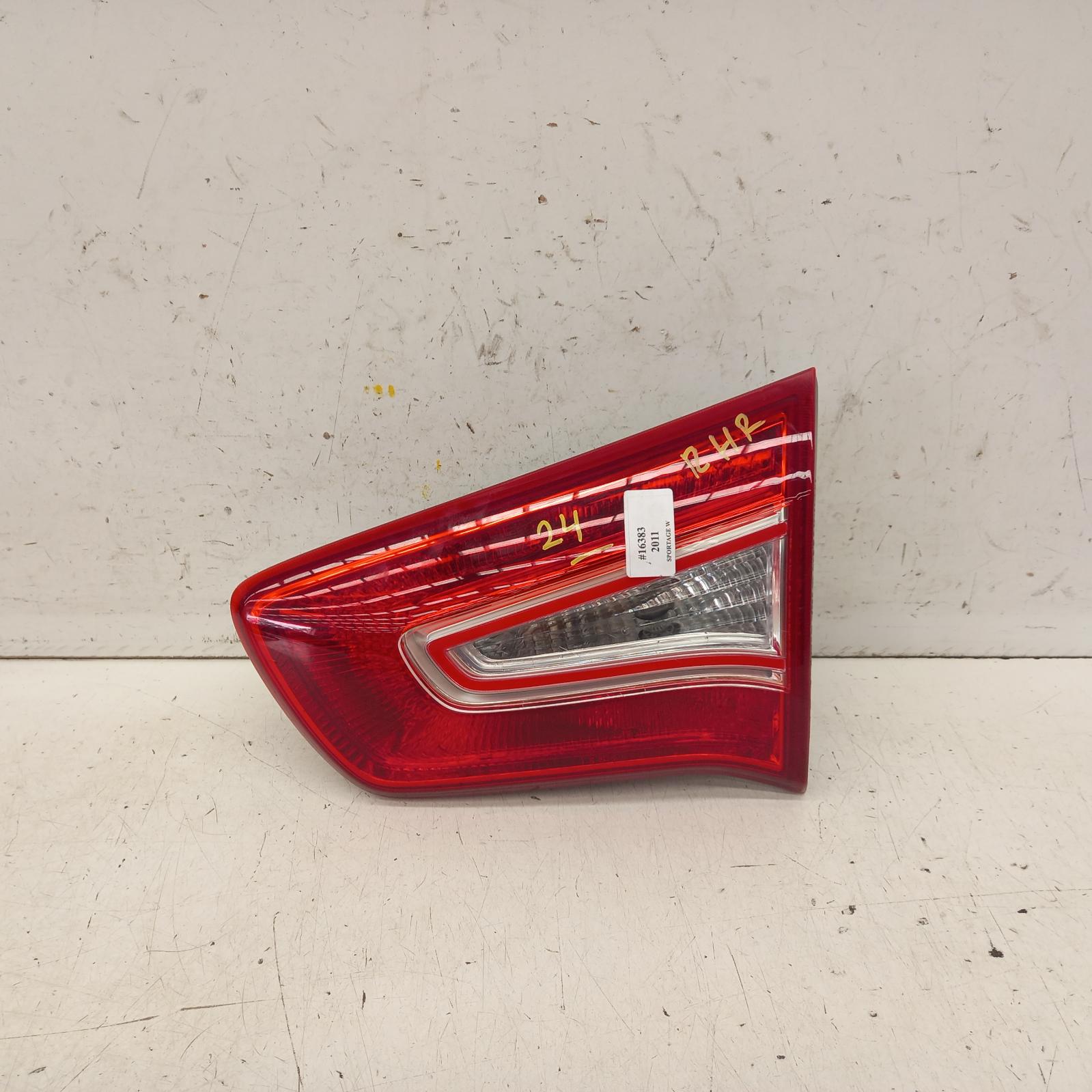 View Auto part Rear Garnish Kia Sportage 2011