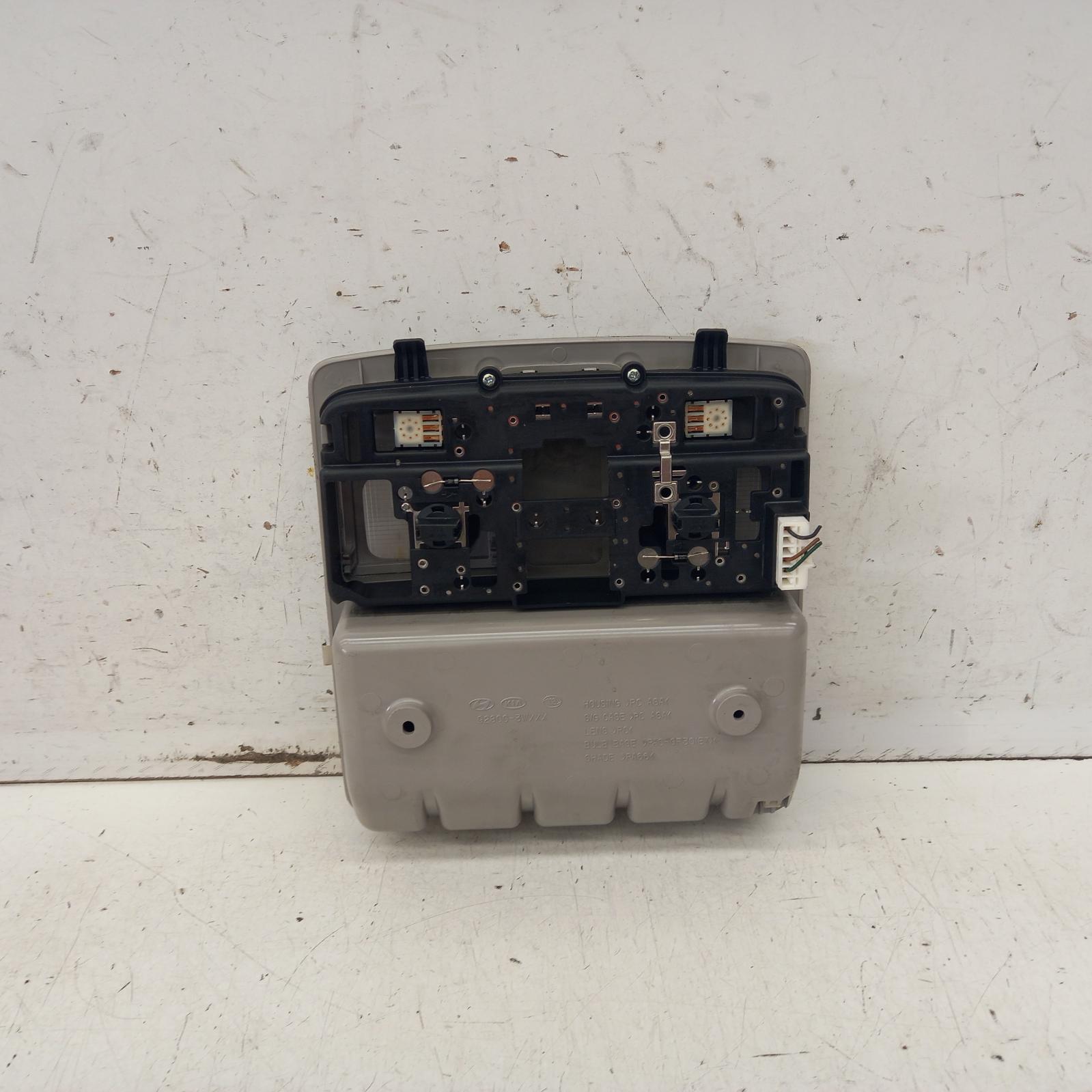 View Auto part Courtesy Light Kia Sportage 2011