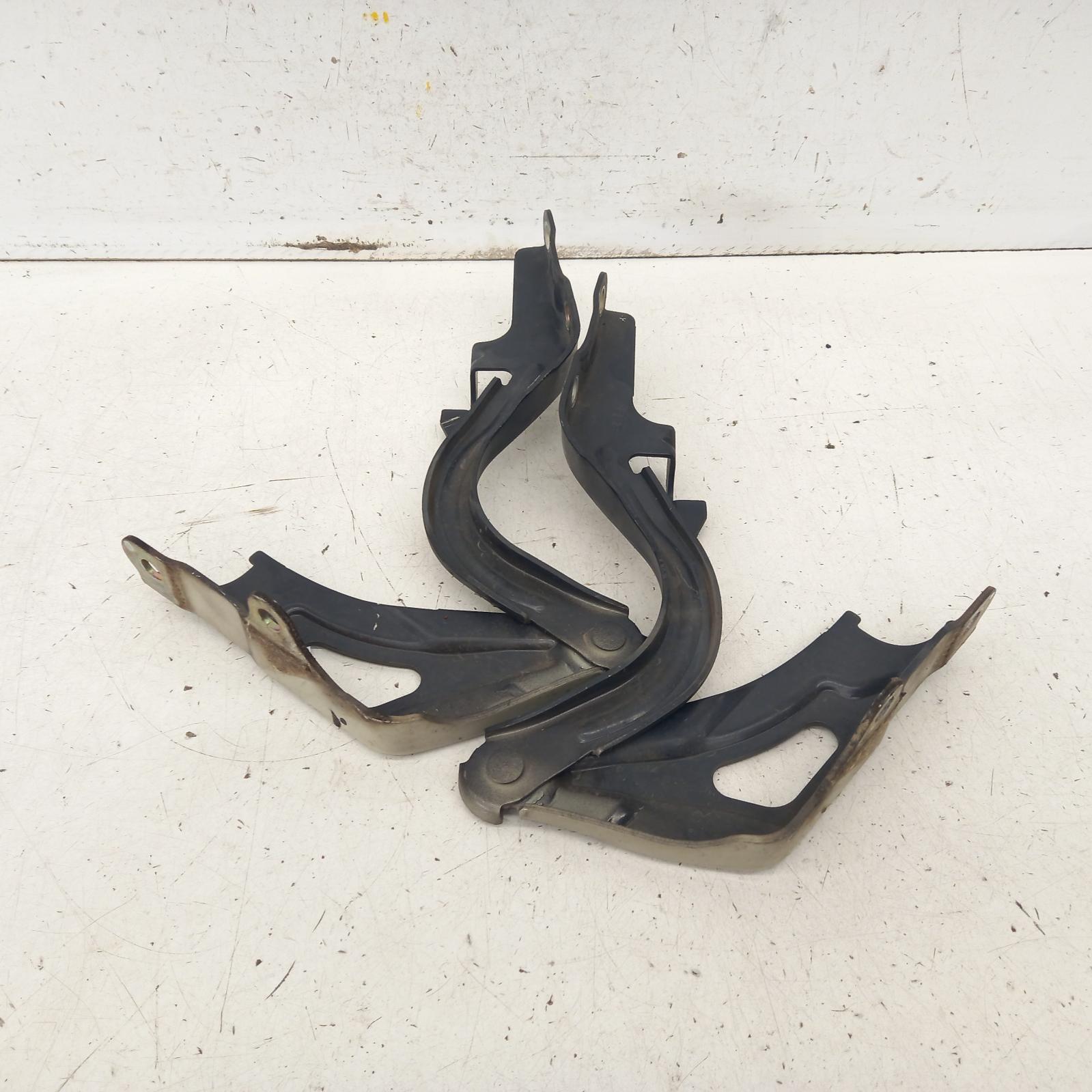 View Auto part Bonnet Hinge/Strut Kia Sportage 2011