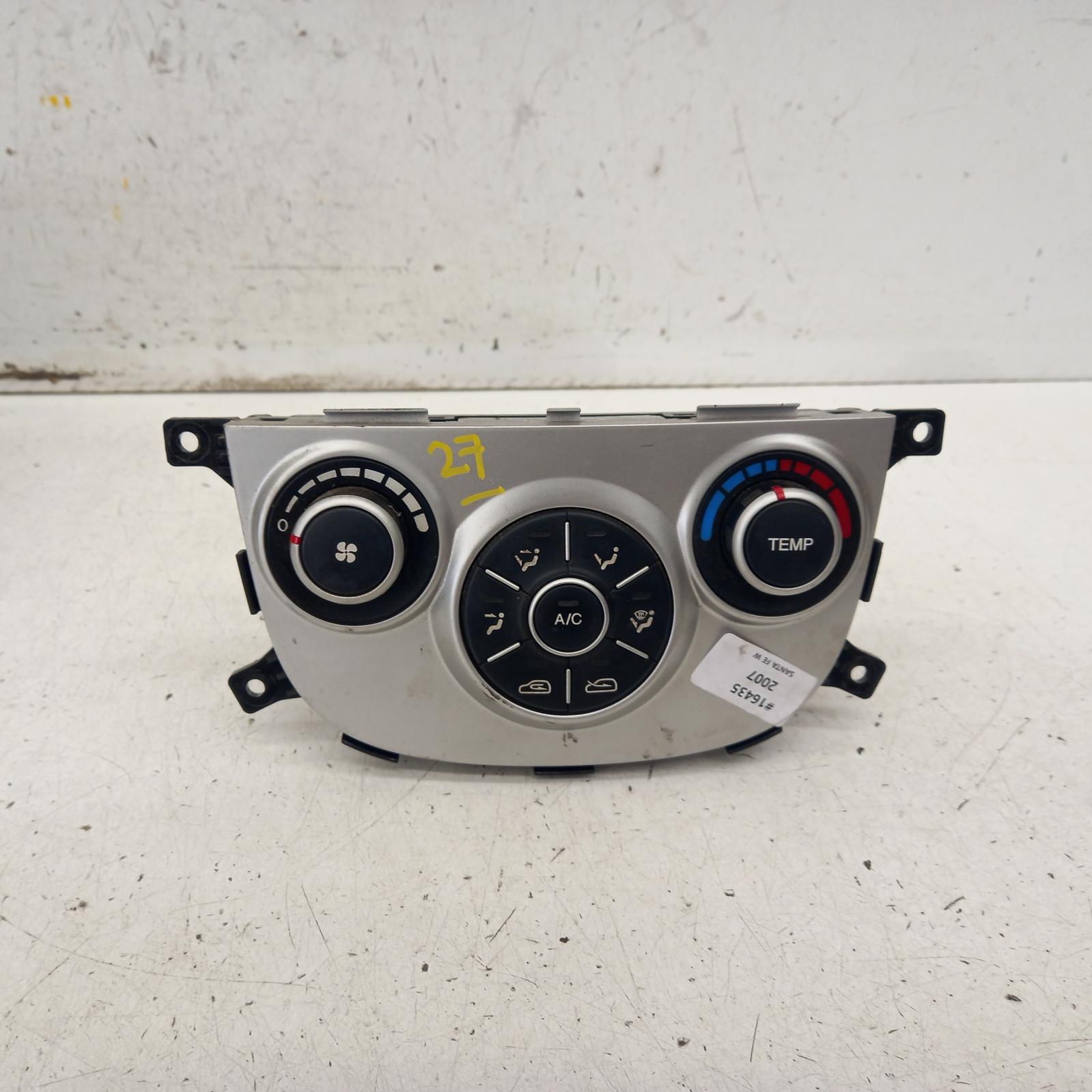View Auto part Heater/Ac Controls Hyundai Santa Fe 2007