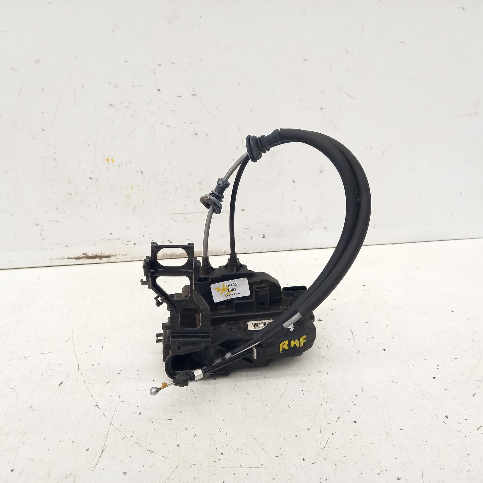 View Auto part Door/Boot/Gate Lock Hyundai Santa Fe 2007