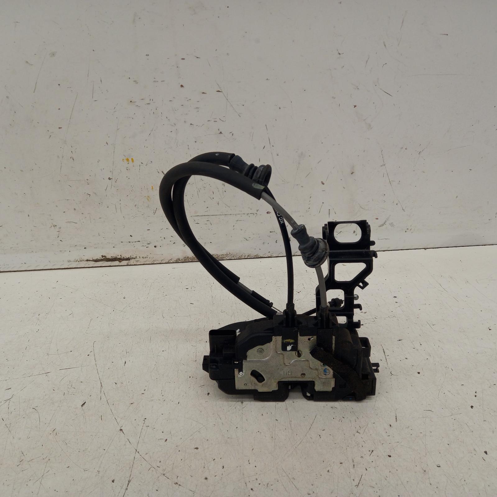 View Auto part Door/Boot/Gate Lock Hyundai Santa Fe 2007