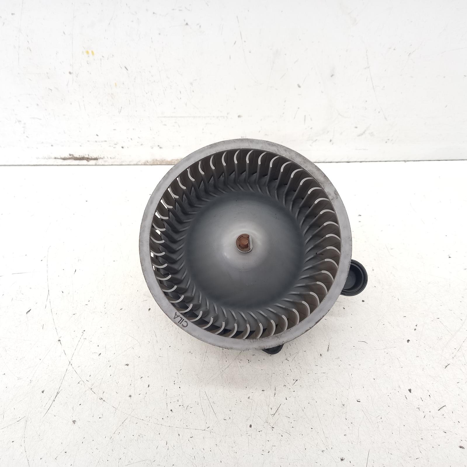 View Auto part Heater Fan Motor Hyundai Santa Fe 2007