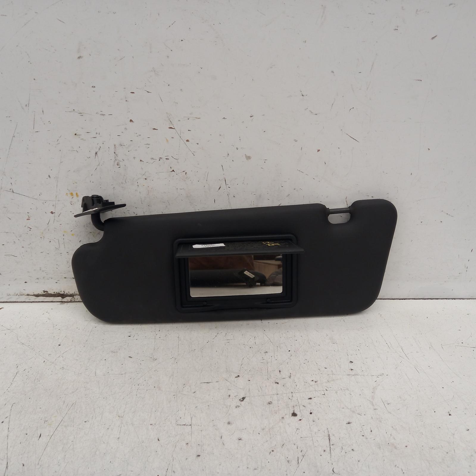 View Auto part Sunvisor Holden Commodore 2011