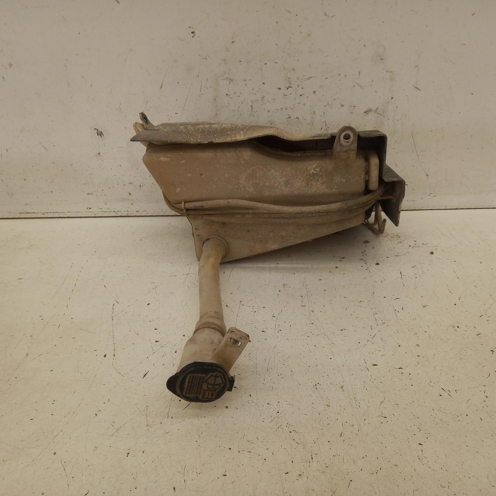 View Auto part Washer Bottle Toyota Landcruiser 1999