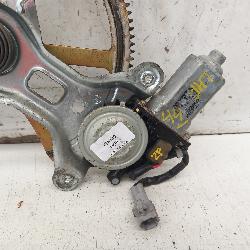 View Auto part Left Front Window Reg/Motor Toyota Landcruiser 1999