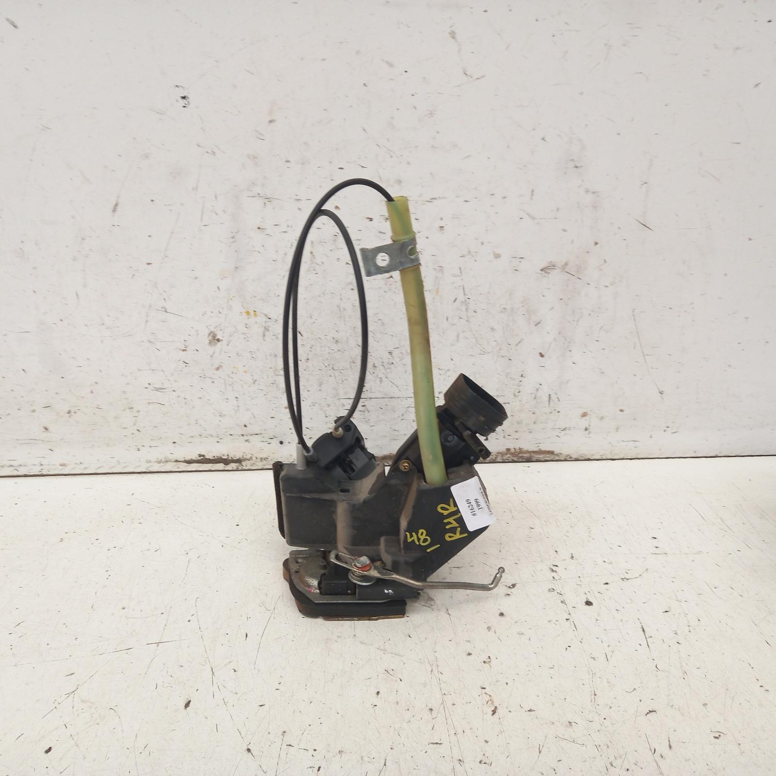 1999 Toyota Landcruiser Door/Boot/Gate Lock View Auto part Door/Boot/Gate Lock Toyota Landcruiser 1999