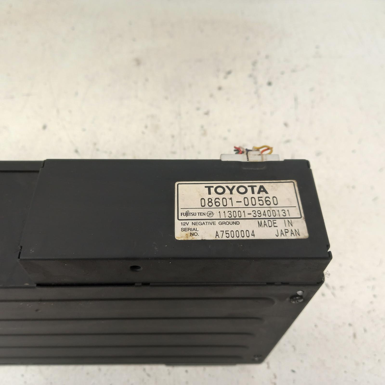 View Auto part Radio/Cd/Dvd/Sat/Tv Toyota Landcruiser 1999