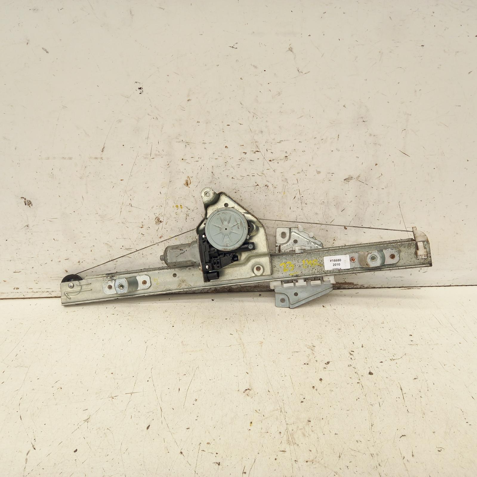2010 Suzuki Vitara Left Rear Wnd Reg/Motor View Auto part Left Rear Wnd Reg/Motor Suzuki Vitara 2010