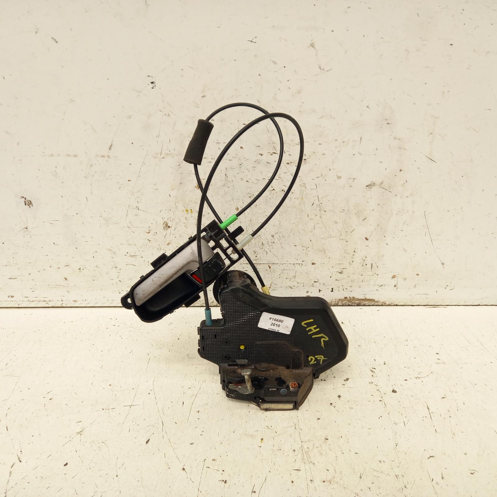 View Auto part Door/Boot/Gate Lock Suzuki Vitara 2010