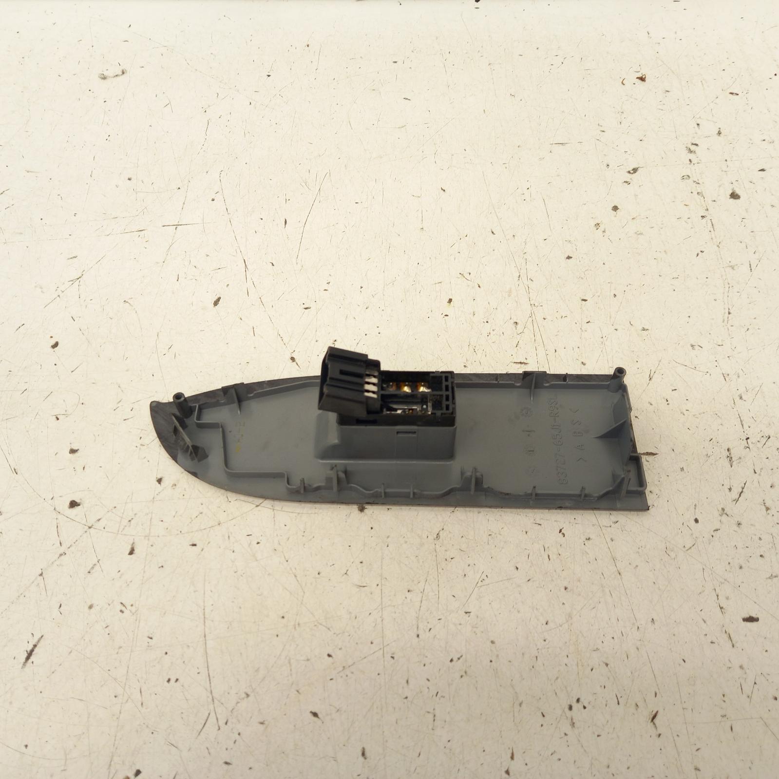 View Auto part Pwr Dr Wind Switch Suzuki Vitara 2010