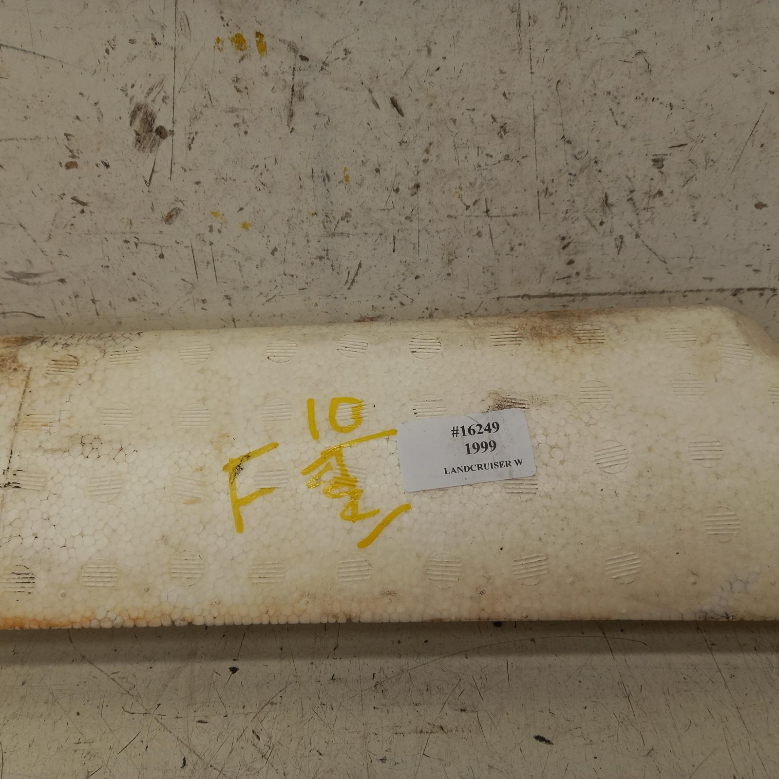 1999 Toyota Landcruiser F/Bar Reinforc/Brack View Auto part F/Bar Reinforc/Brack Toyota Landcruiser 1999