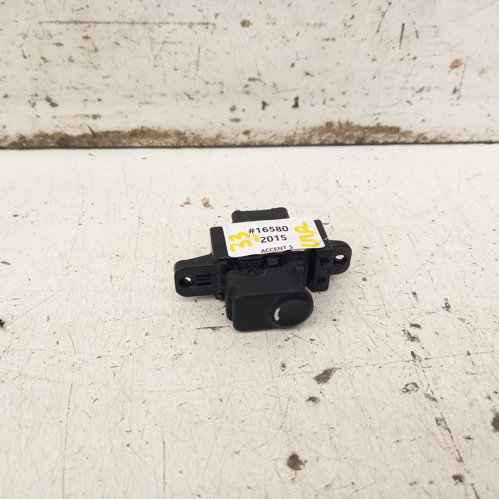 View Auto part Pwr Dr Wind Switch Hyundai Accent 2015