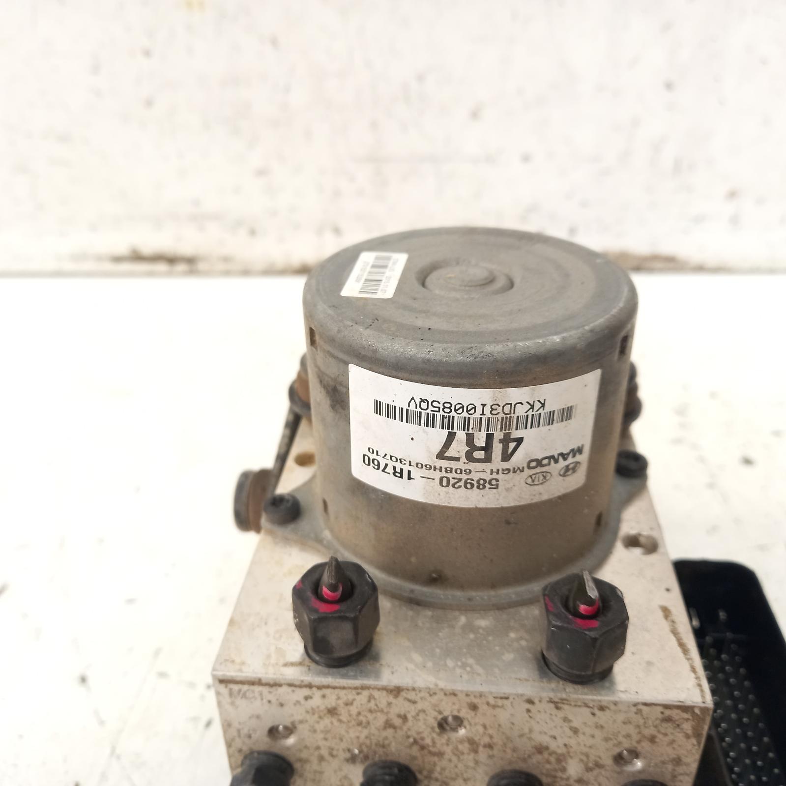 View Auto part Abs Pump/Modulator Hyundai Accent 2015