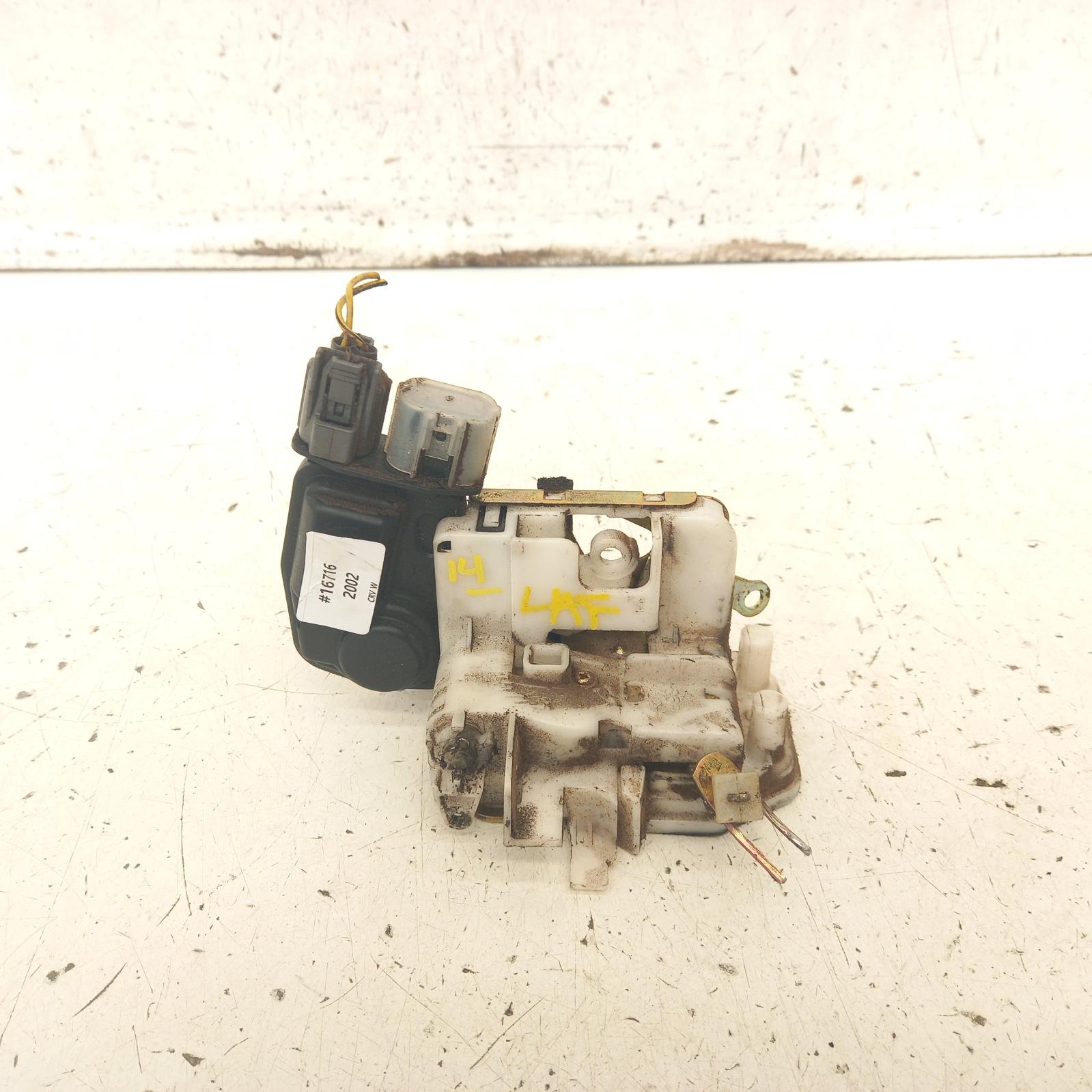 View Auto part Door/Boot/Gate Lock Honda Crv 2002