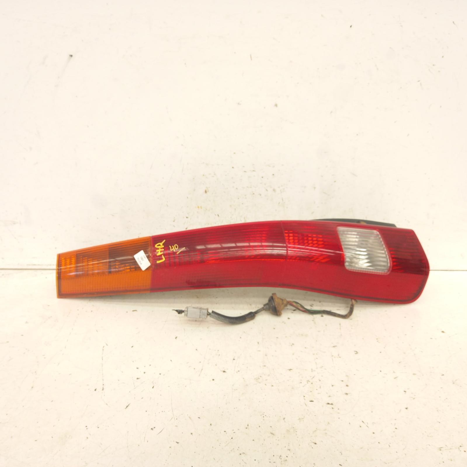 View Auto part Left Taillight Honda Crv 2002