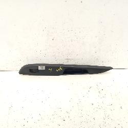 View Auto part Pwr Dr Wind Switch Toyota Hiace 2006